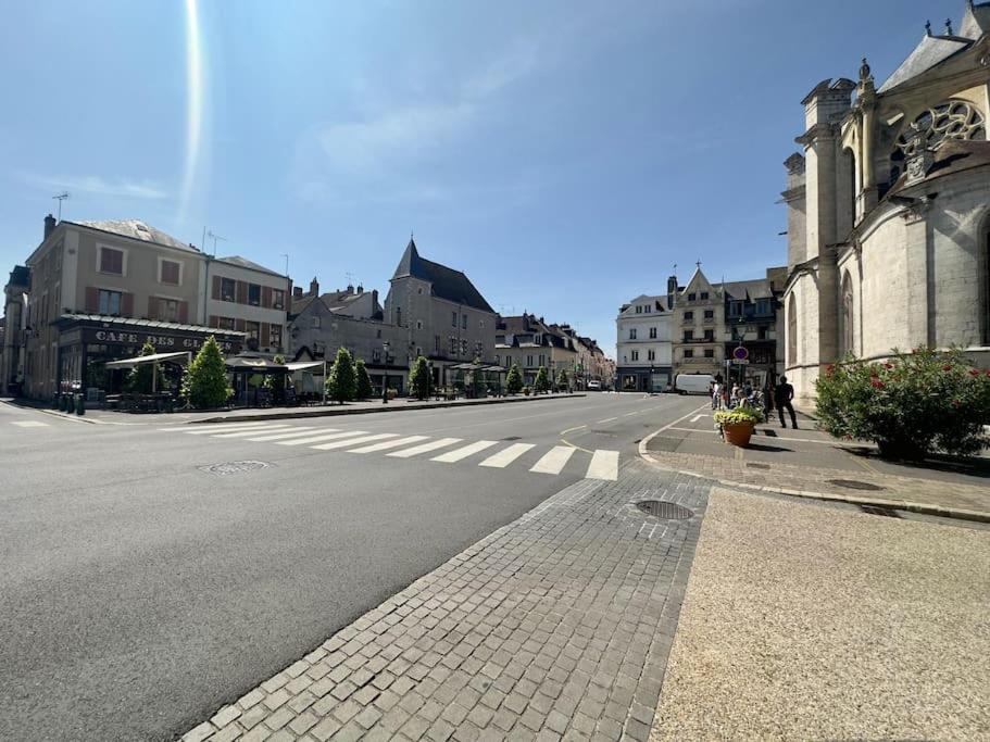 O Centre- Chaleureux - Fibre - Netflix Apartment Montargis Exterior photo